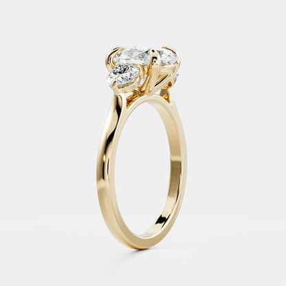 2.5 CT Oval Three Stone Moissanite Engagement Ring