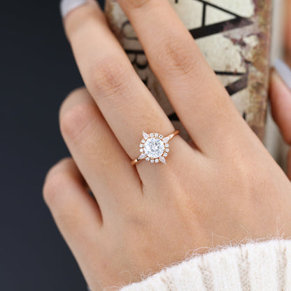 0.88 CT Round Cluster Moissanite Engagement Ring